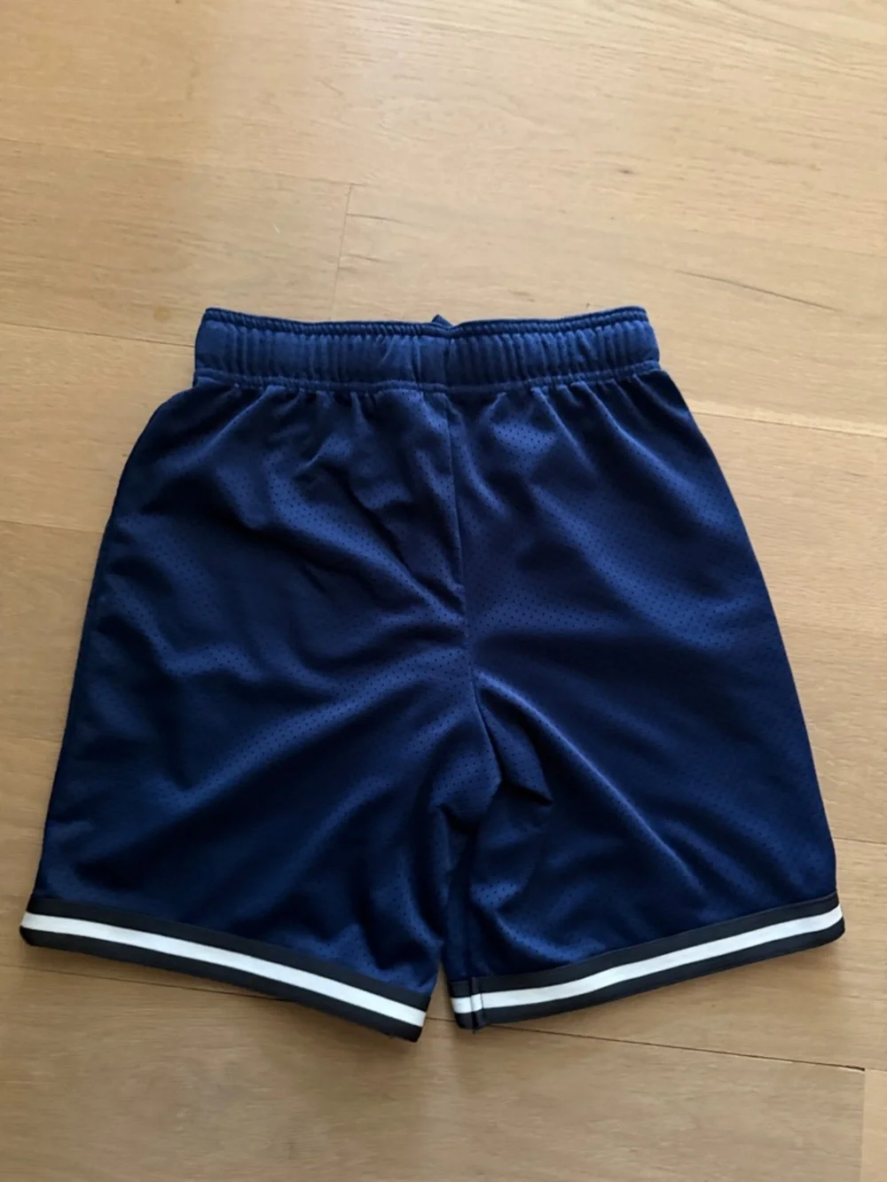 2 Pack! Oshkosh Kids Athletic Mesh Shorts, size 10/10A - Picture 6 of 6